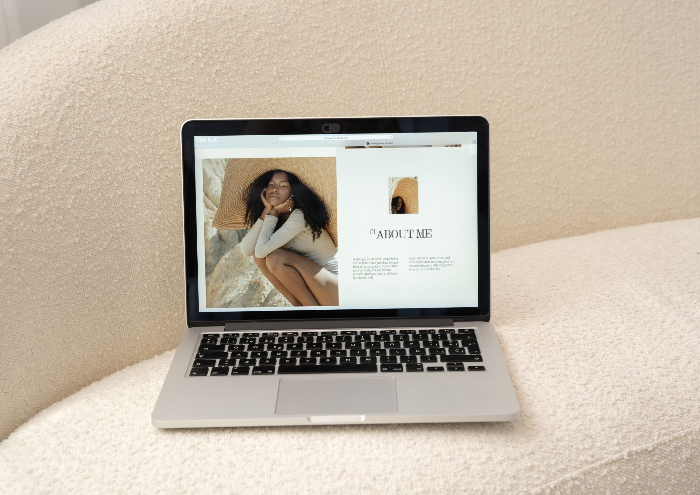 Dynamic motion graphics and animated logo sequence showcasing smooth transitions, vibrant colors, and professional animation effects for a digital marketing agency brand video